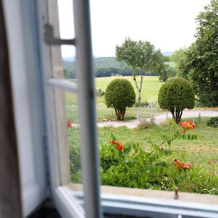 Chateau De Villeneuve - Montolieu Bagian luar foto