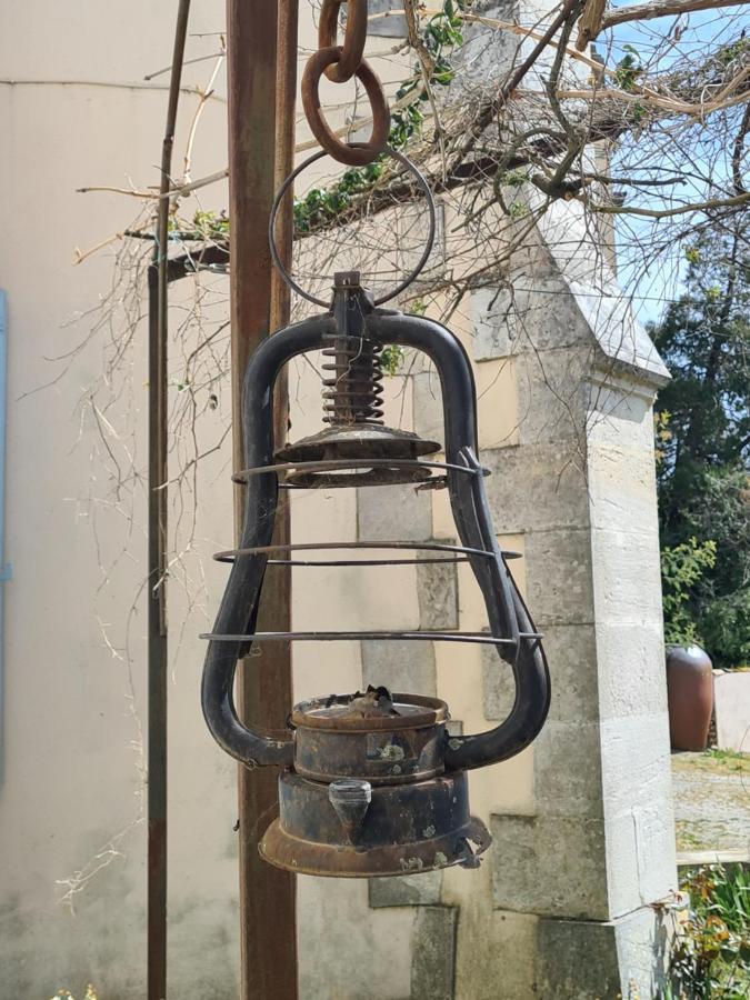 Chateau De Villeneuve - Montolieu Bagian luar foto
